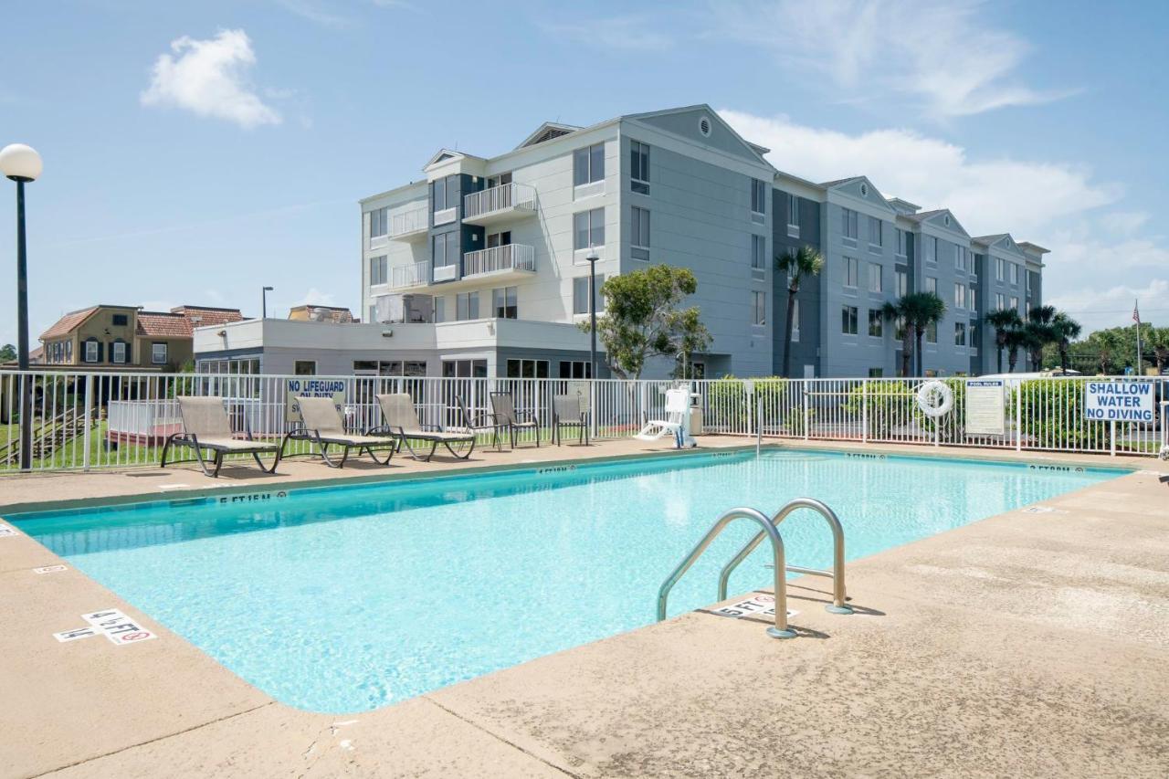 Holiday Inn Express North Myrtle Beach - Little River By Ihg المظهر الخارجي الصورة